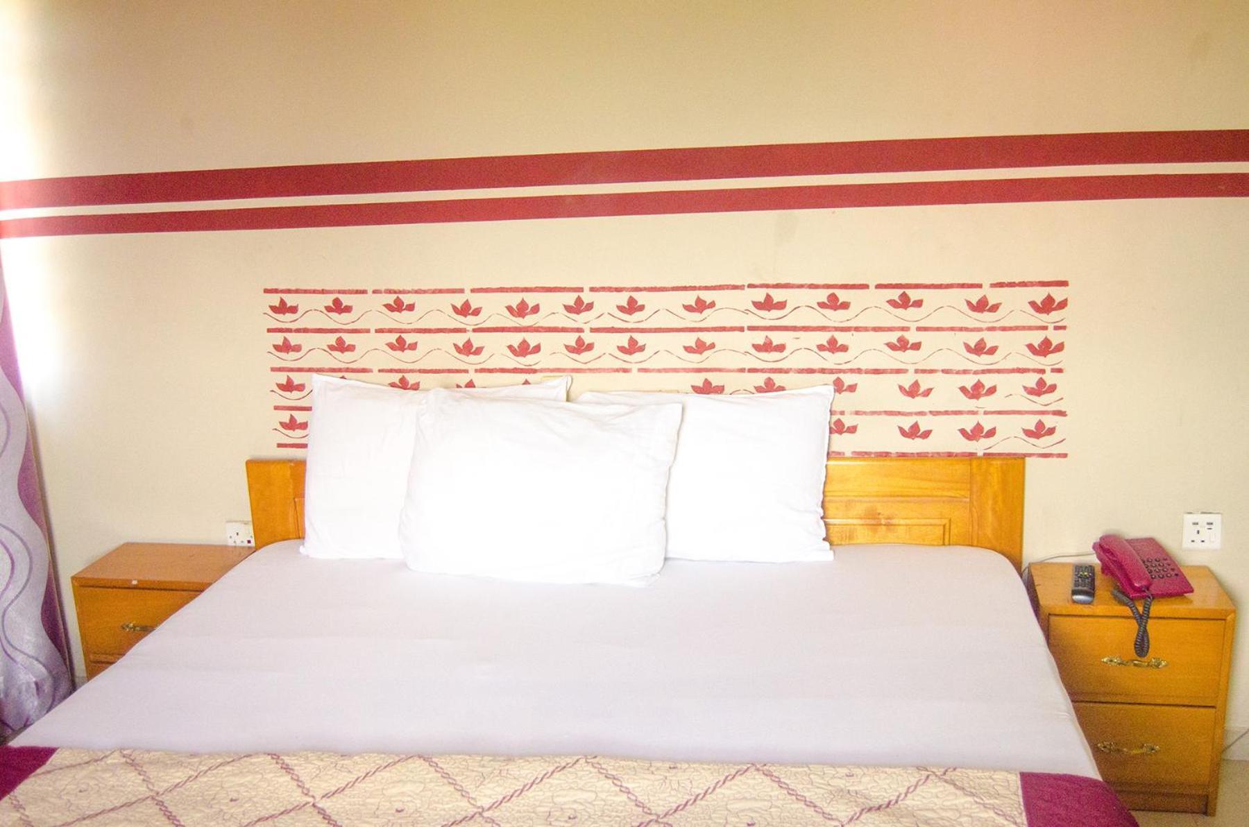 كيب كوست Hotel Francilia المظهر الخارجي الصورة